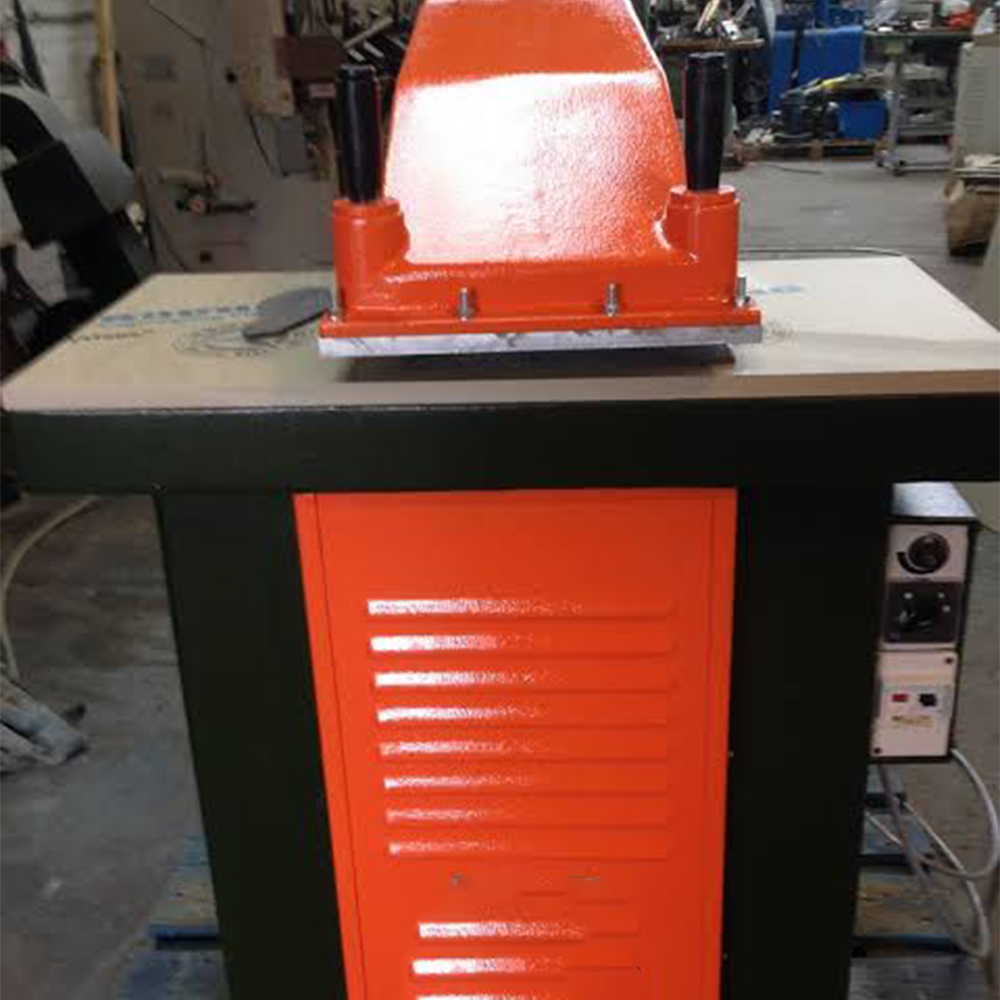 Swing Arm Clicker Press